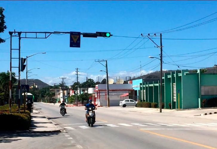 Las medidas en el sector del transporte buscan reducir la confluencia y movilidad de las personas en el contexto sanitario que muestra Holguín. Foto: Lianne Fonseca