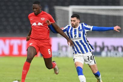 Konaté aparece en la agenda del Arsenal.