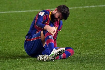 Piqué estará tres semanas de baja por un esguince de rodilla.