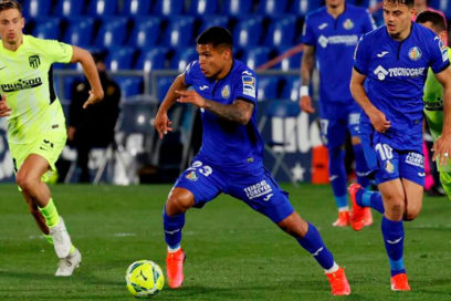 Malas noticias para el Getafe: Cucho Hernández se pierde la temporada.