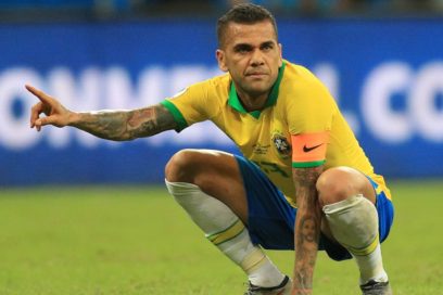 Dani Alves afirma que Sergio Ramos es el mejor defensa al que se ha enfrentado.