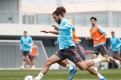 Hazard está pensando en operarse.