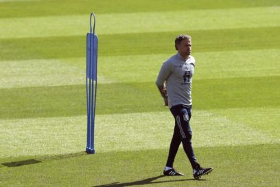 Luis Enrique afirma que Pedri e Iniesta son distintos.