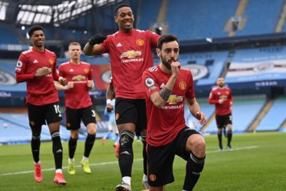 El United derrotó 2-0 al City en el derbi.