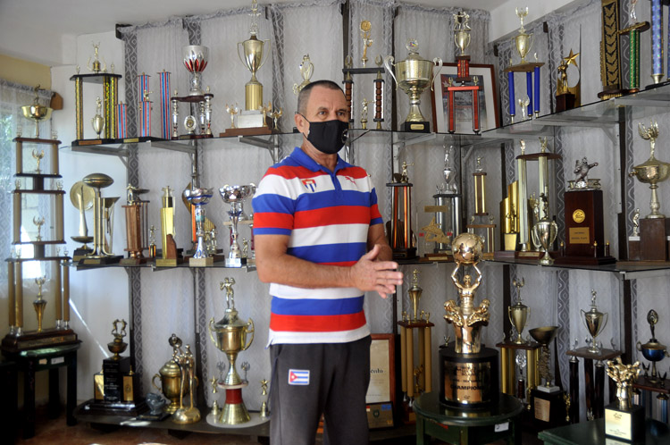 Rolando Aceval, director técnico del equipo nacional de boxeo de Cuba. Foto: José Raúl Rodríguez Robleda