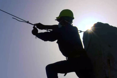 Desarrollan entidades de la Construcción homenaje a los jóvenes