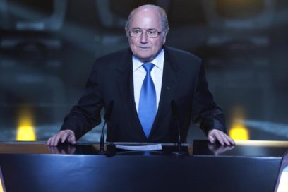 Blatter es sancionado por la FIFA.