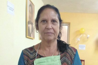 Maestra en una gran escuela