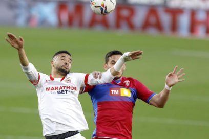 El Sevilla venció 2-0 al Elche en Liga.