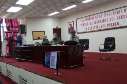 Analizan Estrategia Económica y Social para impulso de economía en La Habana