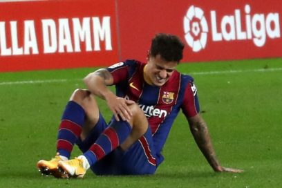 Coutinho sigue lesionado y viaja a Brasil para tratarse la rodilla.
