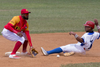 Out 27: Blanco y Abreu guían la primera galopada