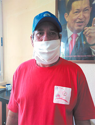 Onelio Ortega Fonseca sabe que si el colectivo de trabajadores no se siente bien nada saldría bien, quizás ahí radica el secreto de su labor como dirigente sindical por varios años. Foto: Gretel Díaz Montalvo