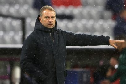 Flick respalda a sus jugadores tras la derrota ante el PSG.