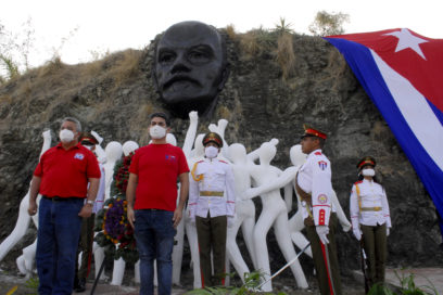 Homenaje a Lenin en el aniversario 151 de su natalicio (+ Fotos)