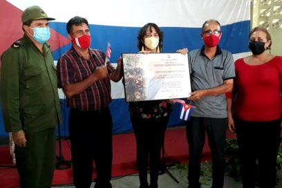 Reconocen a colectivo holguinero de Propaganda y Eventos