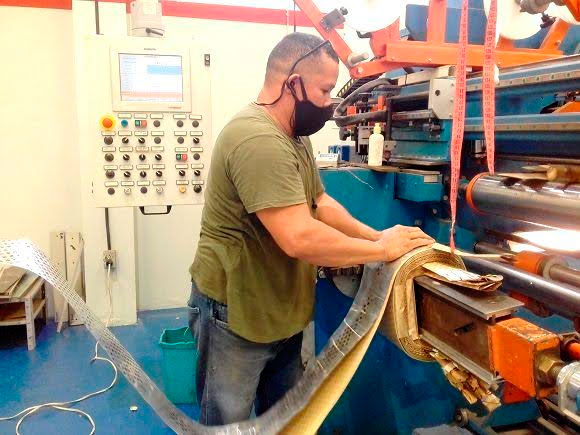 La estabilidad en la entrada de materia prima garantiza la recuperación rápida de los equipos. Foto: Yosdany Morejón Ortega