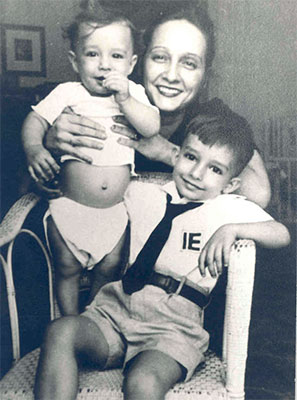 Cuando sus hijos eran pequeños. Foto: Del álbum familiar