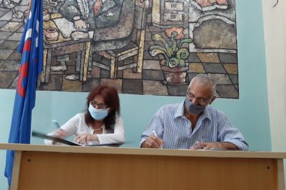 Colaboración solidaria para superación a distancia de periodistas