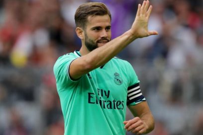 Si Nacho ve otra amarilla, se perderá el Clásico.