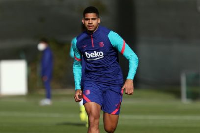 Ronald Araújo puede volver a la alineación de Koeman.