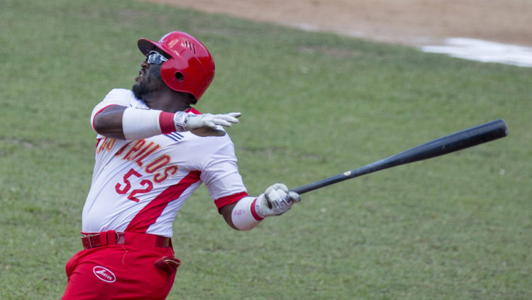 Yadir Dreke, uno de los jugadores profesionales que ha decidido reinsertarse. Foto: Ismael Francisco/ Cubadebate.