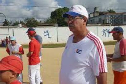 Cultivando la vida: René Hernández Mayans, bateador designado en deporte y ciencia