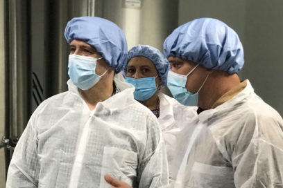 Recorre Vice Primer Ministro cubano centros científicos de La Habana