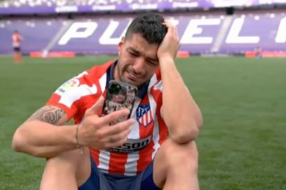 Luis Suárez tras ganar LaLiga: «El Atleti me abrió las puertas para que pudiera demostrar que estoy vigente y le voy a estar siempre agradecido por confiar en mí… Es especial. Por todo lo que uno sufrió. Ahí están mis estadísticas», expresó.