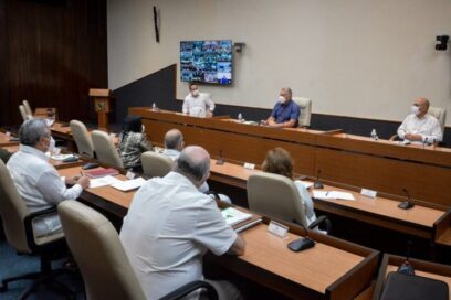 Médicos cubanos, de simples extraños a hermanos