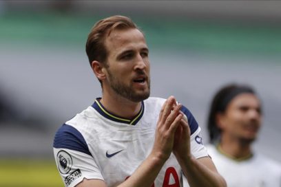 Kane quiere cambiar de aires: Según Sky Sports, el futbolista inglés del Tottenham Harry Kane se reunió con la directiva del club para comunicar su intención de poner punto y final a su historia en el cuadro de Londres y marcharse este verano.