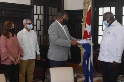 Ejerce Consejo de Gobierno del Tribunal Supremo iniciativa legislativa ante Presidente de Asamblea Nacional (+Fotos)
