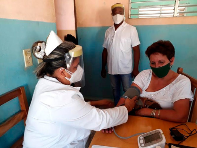 Con el inicio este lunes de la estrategia de intervención sanitaria en Holguín, el país da otro paso de avance en la lucha contra la COVID-19. Foto: Lianne Fonseca