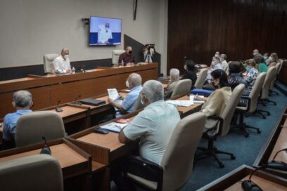 En medio de fuerte rebrote, Cuba avanza en la vacunación