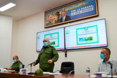 Cierran manzanas para cortar transmisión de la pandemia en La Habana