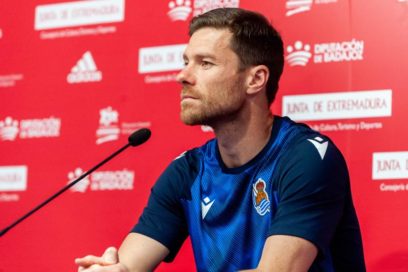 Xabi Alonso no dirigirá el Madrid: «En esta nueva etapa quiero hacerlo a mi ritmo. Ahora estoy aquí en el Sanse, y es donde quiero estar. Es el mejor camino. Tengo la suerte de pasar mucho tiempo con mis jugadores, tenemos una relación muy abierta».