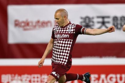 Iniesta regresó a los terrenos tras 4 meses.