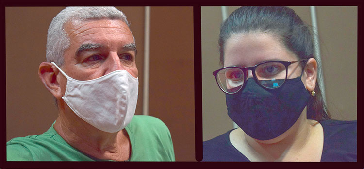Roberto y Claudia, dos de los trabajadores de BioCen entregados a la lucha contra la pandemia de la COVID-19. Foto: Agustín Borrego