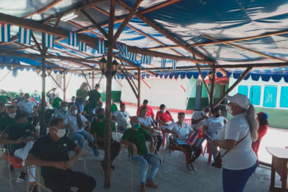 Suministro Agropecuario recibe placa conmemorativa de estímulo sindical