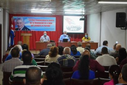 Un congreso que llevaremos a la base, al pueblo, afirmó Díaz-Canel en Cienfuegos