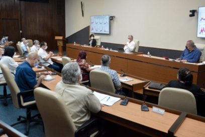 Presentan nuevas contribuciones de las ciencias sociales al enfrentamiento a la COVID-19