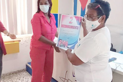 Más comunicaciones, mejor sociedad