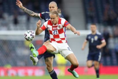 Eurocopa 2020: La selección inglesa derrotó a República Checa 1-0 con tanto tempranero de Raheem Sterling y se clasificó como primera del grupo D. Asimismo, Croacia pasó segunda tras vencer 3-1 a Escocia con dianas de Vlasic, Modric y Perisic.