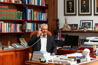 Presidentes de Cuba y Rusia sostienen conversación telefónica