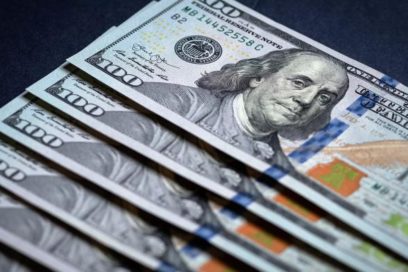 Aclaraciones sobre suspensión de aceptación de depósitos en efectivo de dólares estadounidenses