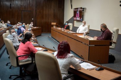 Rigor y responsabilidad acompañan la intervención sanitaria con candidatos vacunales