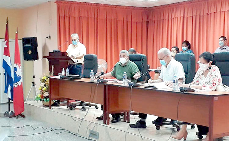 Ulises Guilarte De Nacimiento presidió el inicio del programa de preparación para los cuadros bajo el título El protagonismo del movimiento sindical en la Tarea Ordenamiento y el impulso a la estrategia económico-social. Foto: Orestes Eugellés