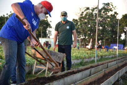 Participa  Díaz-Canel en trabajo voluntario en La Habana (+ Fotos)