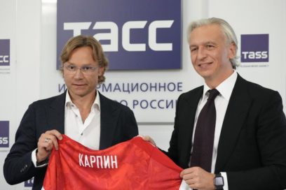 Karpin quiere cambiar la mentalidad de la selección rusa: El nuevo entrenador de Rusia, Valeri Karpin, quien sustituyó a Stanislav Cherchésov, afirmó que hay que evolucionar en las maneras de jugar y hacerlo sin temor.