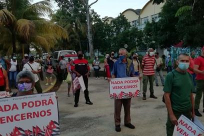 Continúan trabajadores de Villa Clara  repudiando patrañas imperiales